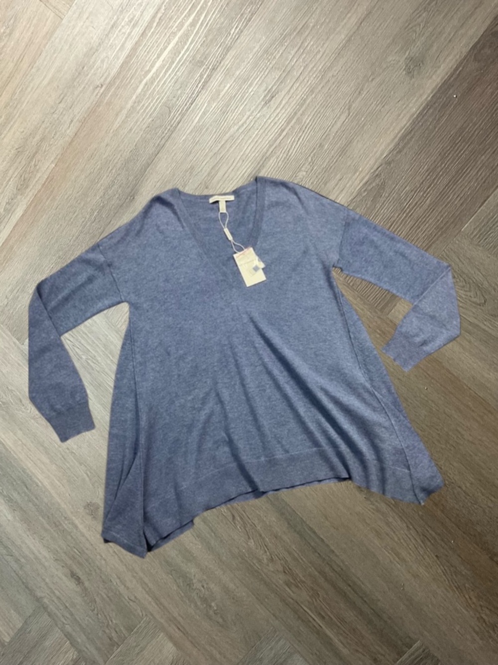NWT Autumn Cashmere Hanky Hem V Neck Sweater Womens Large Denim Blue Classy Boho